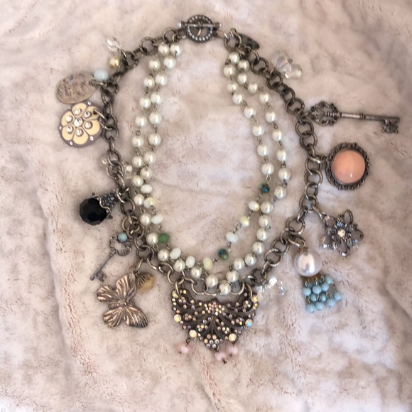 Beautiful plunder multi strand necklace - Picture 5 of 5